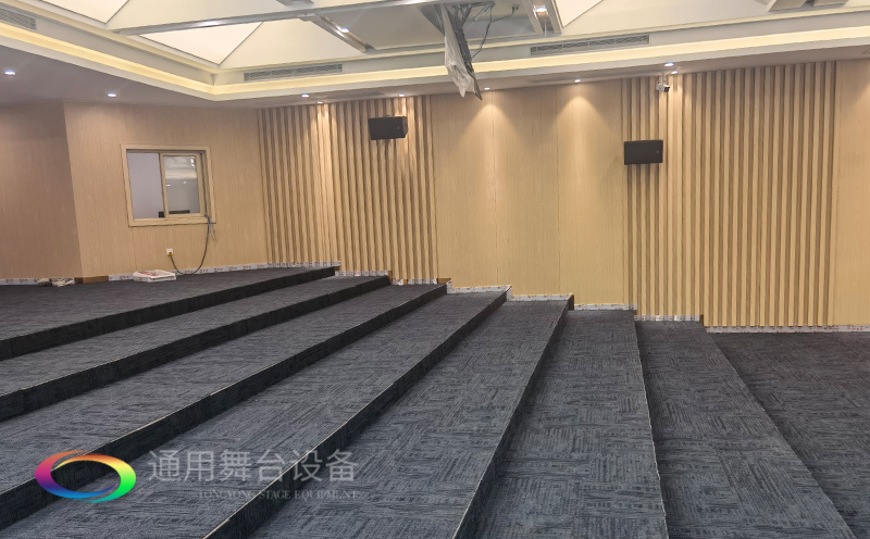 淮安開(kāi)明實(shí)驗(yàn)學(xué)校報(bào)告廳、舞臺(tái)機(jī)械吊桿、鋼性防火幕項(xiàng)目