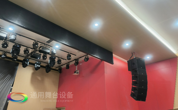 江蘇某學校報告廳項目舞臺矩陣音響、舞臺吊桿——泰州通用舞臺吊桿精品工程展示