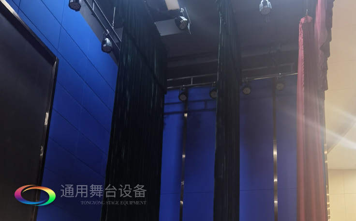 電動舞臺吊桿、舞臺阻燃幕布定制生產(chǎn)廠家